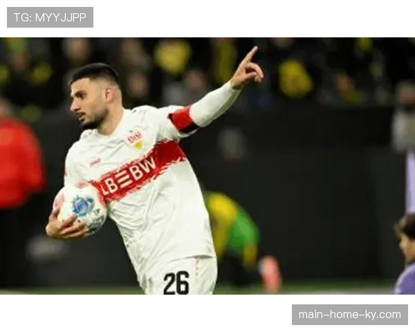 汉堡憾负奥格斯堡 保级之路仍面临严峻挑战